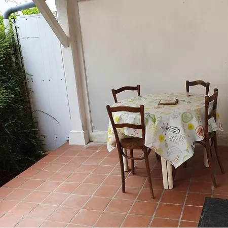 Maison Avec Jardin Dans Jolie Cite Proche Ocean 度假居 *